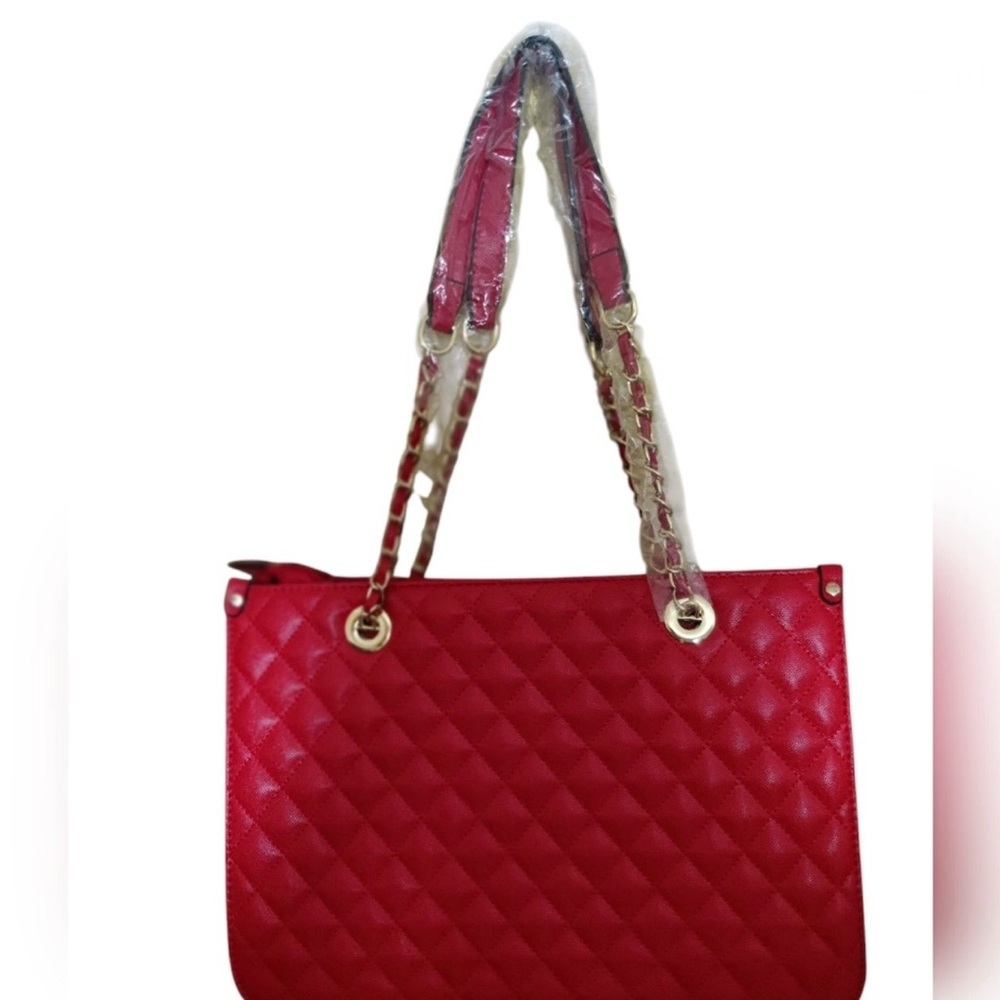 Quilted Red Elegant Tote Bag, BRAND NEW